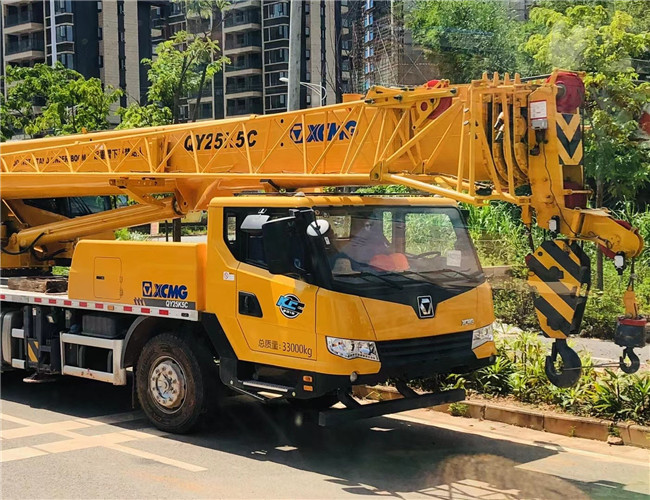 长葛市大件设备吊装租赁吊车