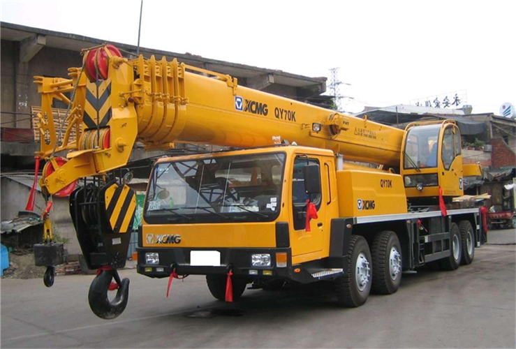 长葛市吊车出租选择重点